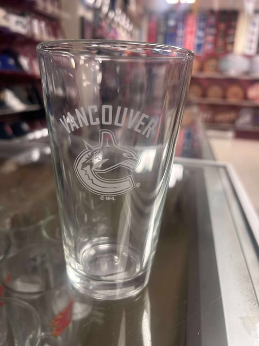 Glass - Clear Logo Glass NHL: Vancouver Canucks